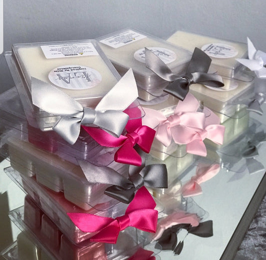 Highly scented luxury wax melt Luxury home wax melts to give your home a luxury cosy feel, highly scented long lasting